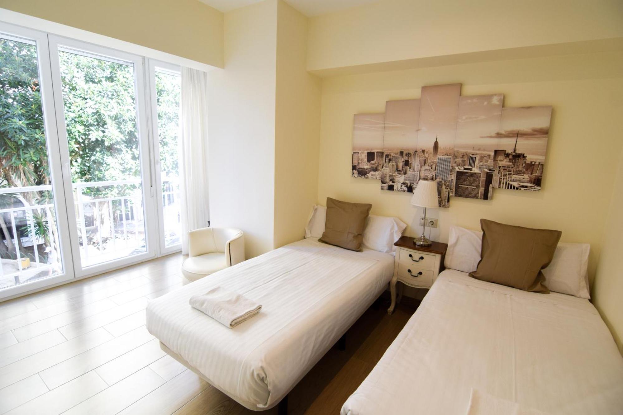 Malagueta Beachside Charm Apartment Malaga Exterior photo