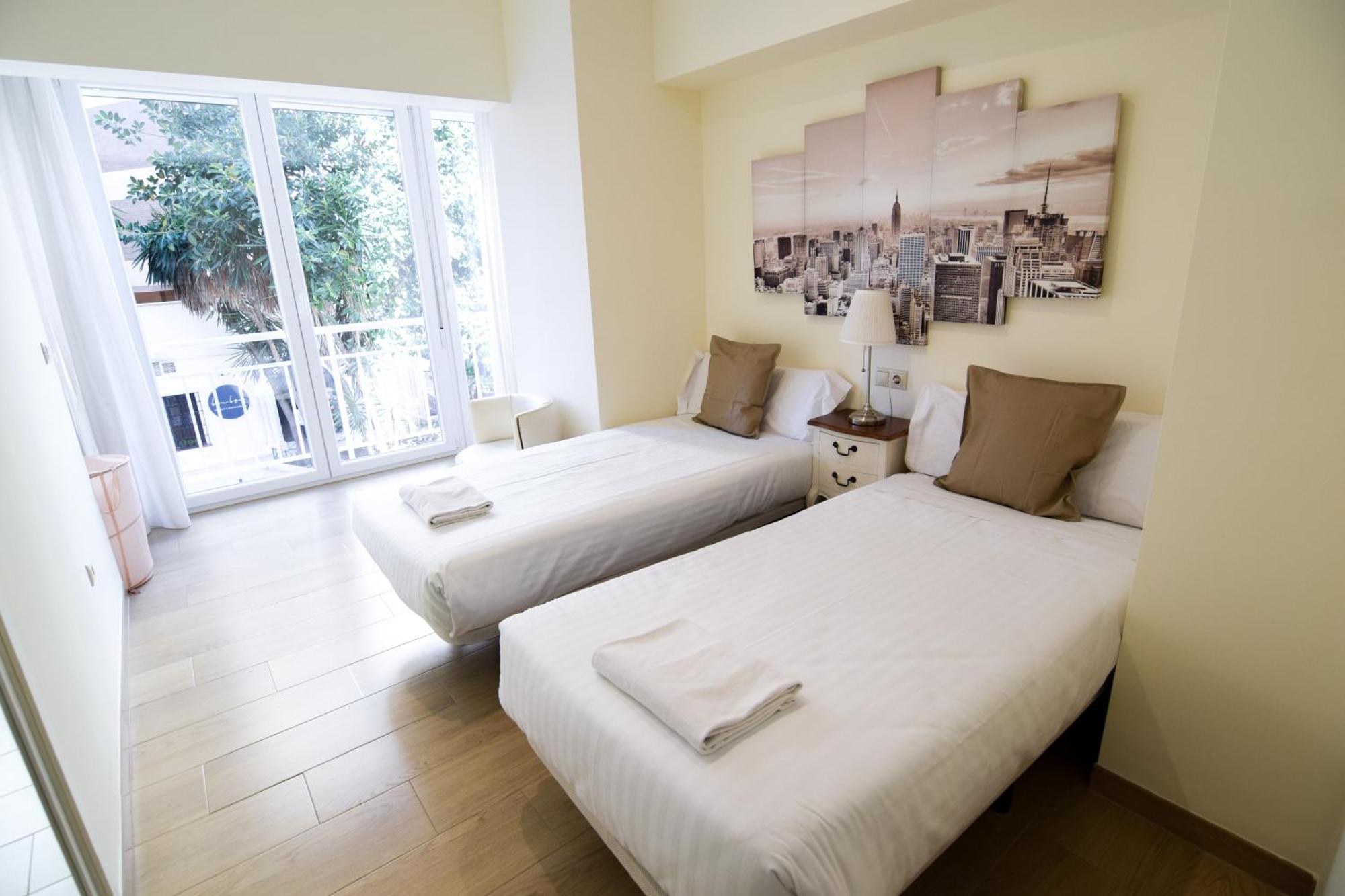Malagueta Beachside Charm Apartment Malaga Exterior photo
