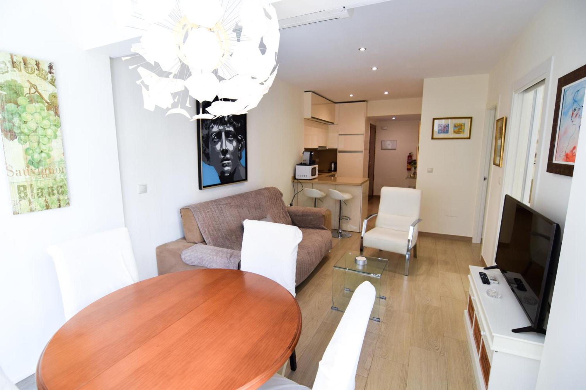 Malagueta Beachside Charm Apartment Malaga Exterior photo