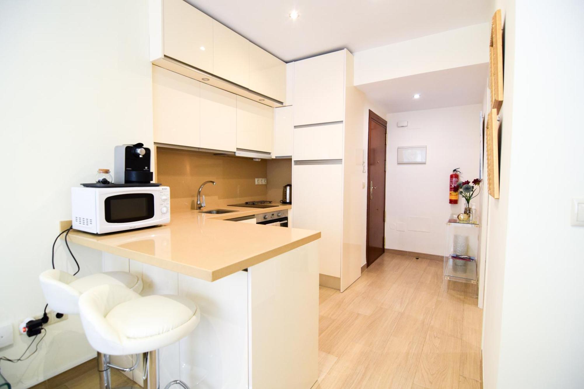 Malagueta Beachside Charm Apartment Malaga Exterior photo